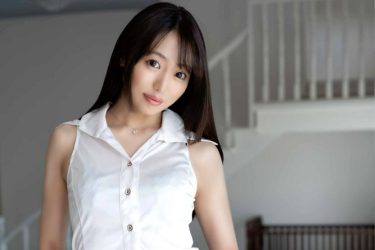 桃々さや、自らスカートを下ろし…清楚なお姉さんの裏の顔