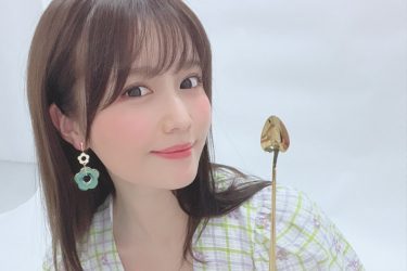 小日向ゆか、キュートなチラリズムでファン悩殺