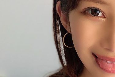 琴井ありさ、困惑と動揺の鮮烈チラリ…ミニスカワンピの誘惑