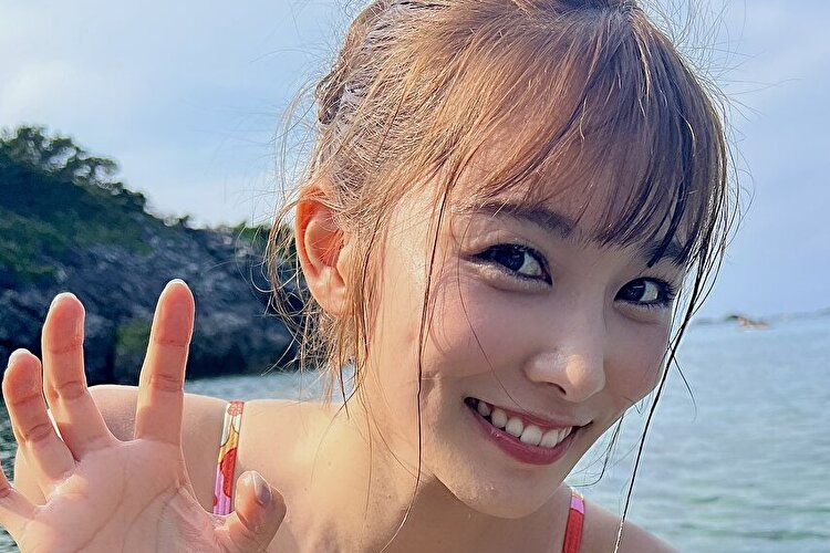 江藤菜摘、笑顔と美ボディ弾ける無邪気な夏美女の画像1