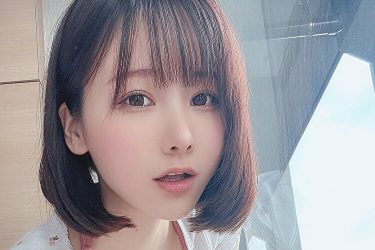 けんけん、色っぽい子猫に扮してキケンな美貌