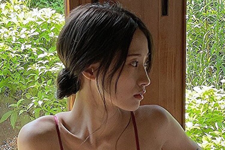 澄田綾乃、浴衣脱ぎ捨て縁側で…大人の誘惑ランジェリーの画像1