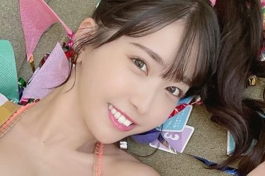 天羽希純、本日の主役の誘惑…強烈な仰向け美バストにファンどぎまぎ