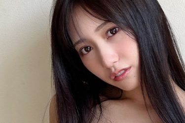 元NMB48・横野すみれ、CK下着に浮かぶ真ん丸バストと生々しいボディライン