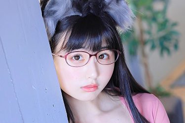 くりえみ、実はスケスケ…超無防備ワンちゃんコスでファン魅了