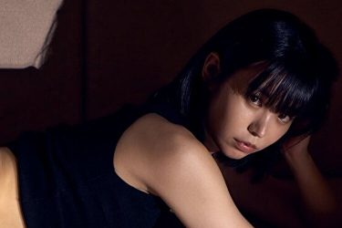 真中つぐ、妖しく美しいフェチグラ2連発