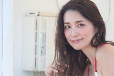 戸田れい、美ボディライン輝く「日本一美しい35歳」の曲線美