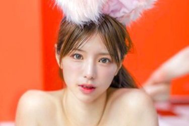 夏本あさみ、らしさ全開のキュートで色っぽいファンシーバニー