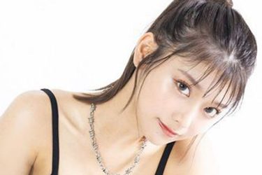 まるぴ、圧倒的美貌と圧巻美バストのクールなバスケガール