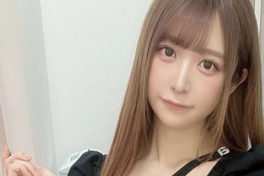 真島なおみ、上下ダブル絶対領域が万バズ大反響