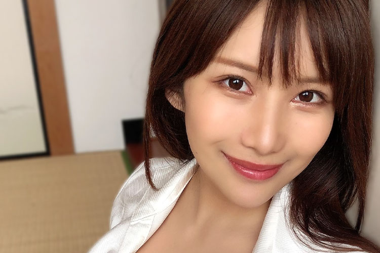 「続きは夜ね」琴井ありさ、大胆露出のおあずけツイートの画像1