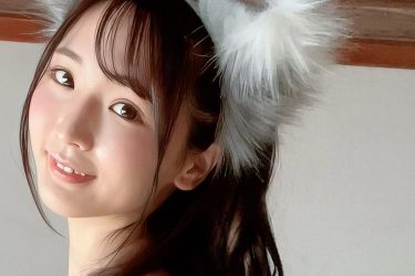 藤田あずさ、たわわ美ボディ眩しいサイドショット