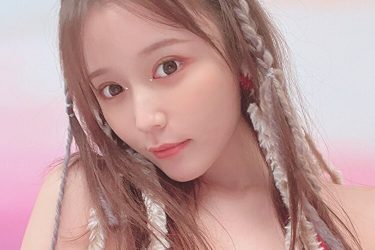 小日向ゆか、ジプシーに色っぽく…可愛さと艶度が最高潮のオフショ2連発