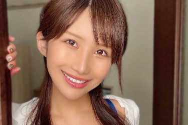 琴井ありさ、妄想爆発のスケスケお見送りショット