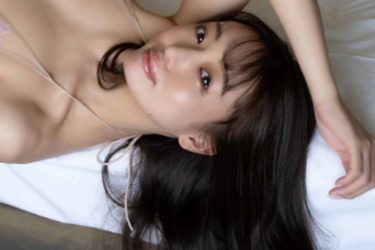 桃々さや、ヌーディ極まりない美スタイル