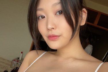 風吹ケイの生々しい圧巻バストが2万バズ