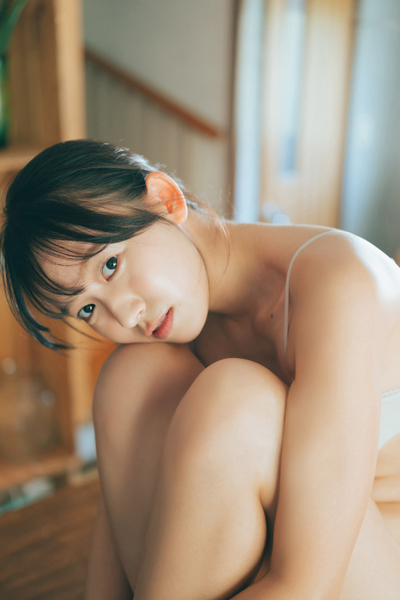志田音々、元気ハツラツから大人の色香へ…の画像3