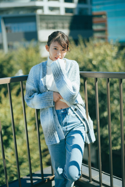 志田音々、元気ハツラツから大人の色香へ…の画像2
