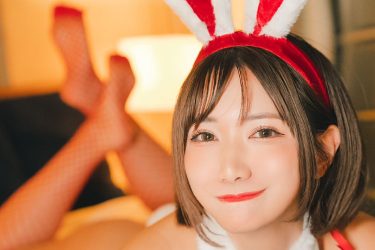 相良ましろ、華麗に艶美に年またぎバニー2連発