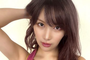 琴井ありさ、図星突くチラリ