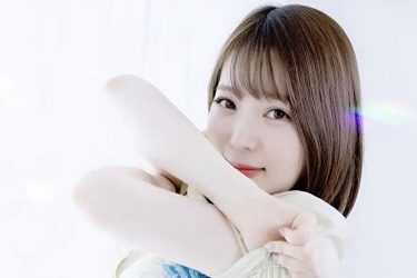 桃白美沙、白肌のS字美ボディ