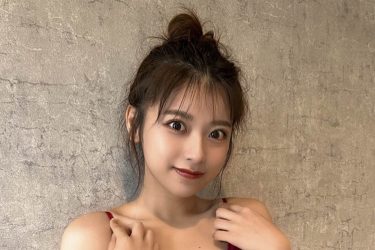 まるぴ、大胆レオタードに大人の色気添え