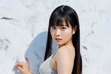 東雲うみ、CKウェアで炸裂のナイスバディ