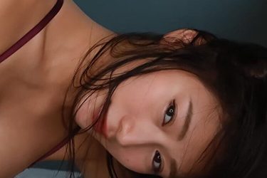 新海まき、欲情の美バスト