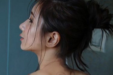 夏本あさみ、のぼせるほど美しいバックライン