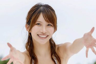 琴井ありさ、元気を届ける爽やかビキニショット
