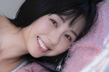 くりえみ、純白ランジェリーで微笑む天使