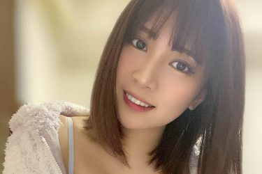 池田ゆうな、こぼれ落ちそうなふわもちGカップ