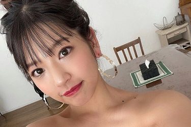 藤乃あおい、バブリーでゴージャスな美貌と美胸
