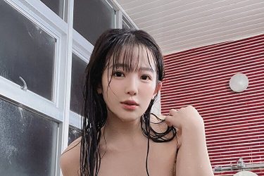天木じゅん、しっとりふっくら濡れ天乳