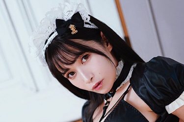 JILL、癒しと刺激の下弦あらわな黒メイド