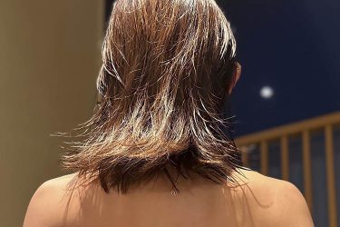 ゆめの凛華、一糸まとわぬ美くびれボディ