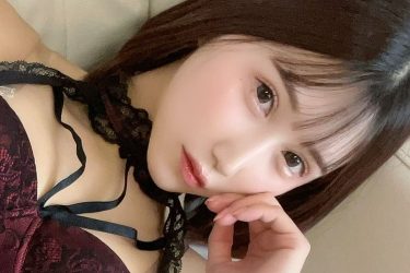 朝比奈りる、魅惑のシースルーハイレグ