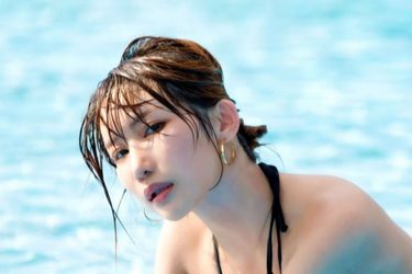 琴井ありさ、水も滴るイイ美ボディ