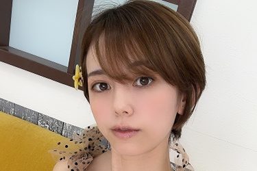 絃花みき、水玉シースルーのヌーディバスト