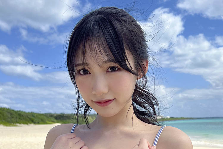 横野すみれ、ビーチに映えるアイドル史上最強の美ボディの画像1