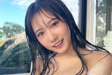 横野すみれ、泡まみれの女神