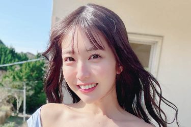 天羽希純、純白ランジェリーで完璧スタイル