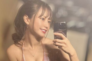 桜りん、メリハリ美ボディで強めの誘惑