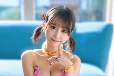 カラフルなパピコのキューティクル美谷間