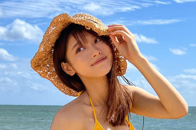美ボディ全開! 麦わらの夏まるぴの画像1