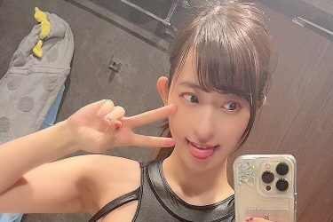 倉持由香、前後左右眼福なTバック競泳水着