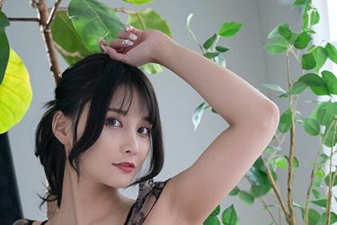 赤羽もも、妖艶むっちり大人っぽ美ボディ3連発