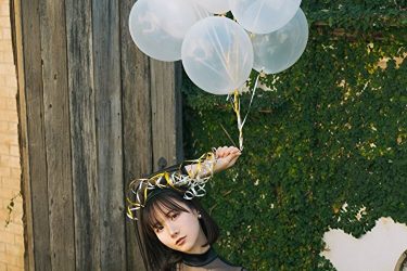 けんけん、黒シースルーハイレグの「ふわり」な美貌2連発