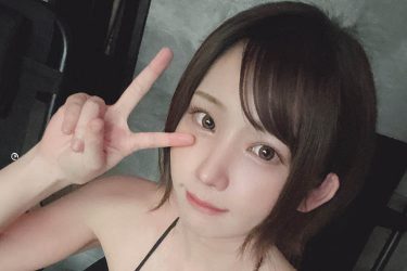 えなこ、サウナでの黒ビキニプライベートショット