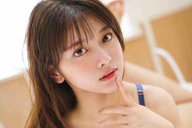 まるぴ、無敵の美貌光るランジェリーショット